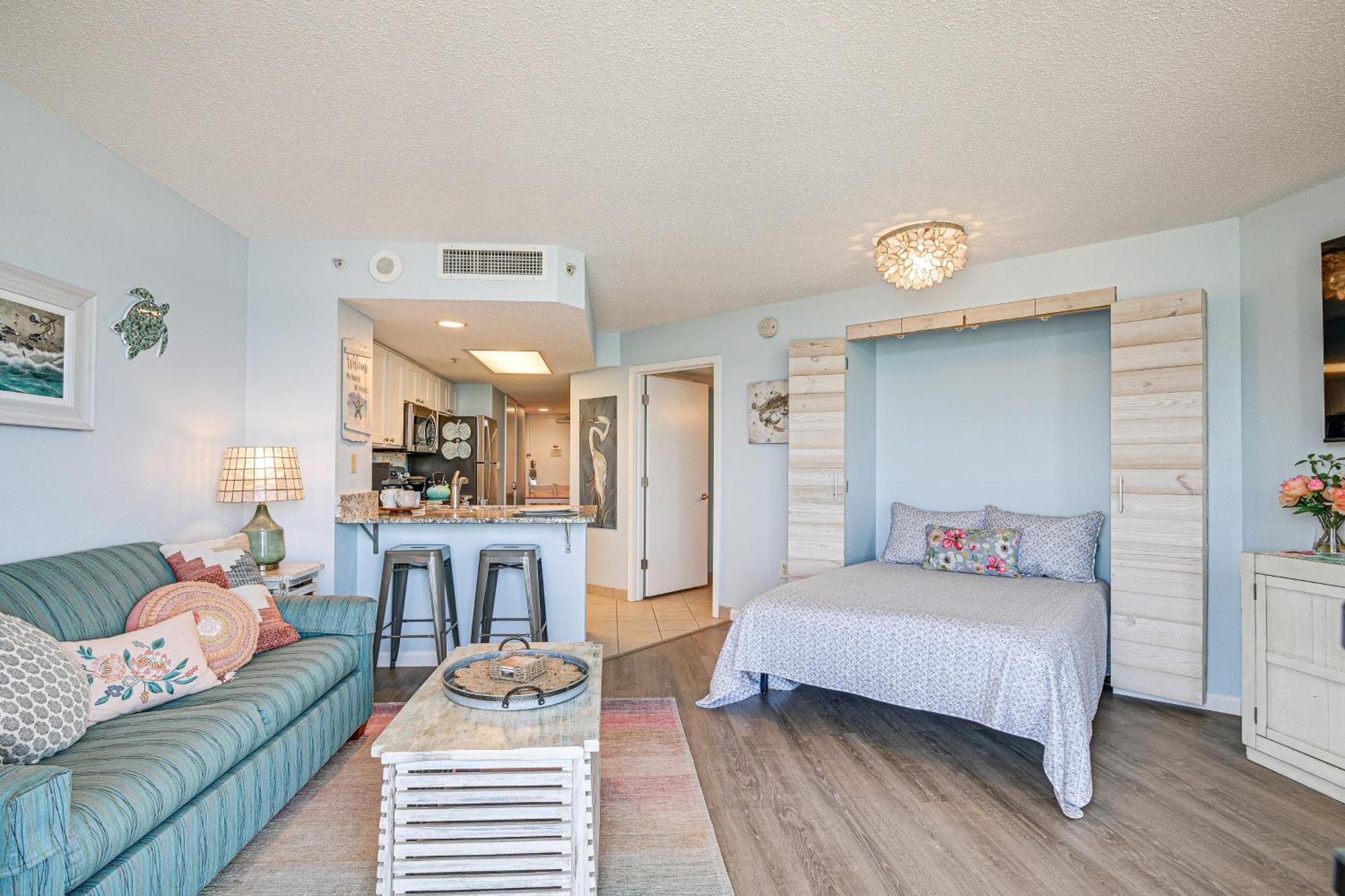 Beachy Condo With Pool Access And Steps To Boardwalk! Myrtle Beach Bagian luar foto