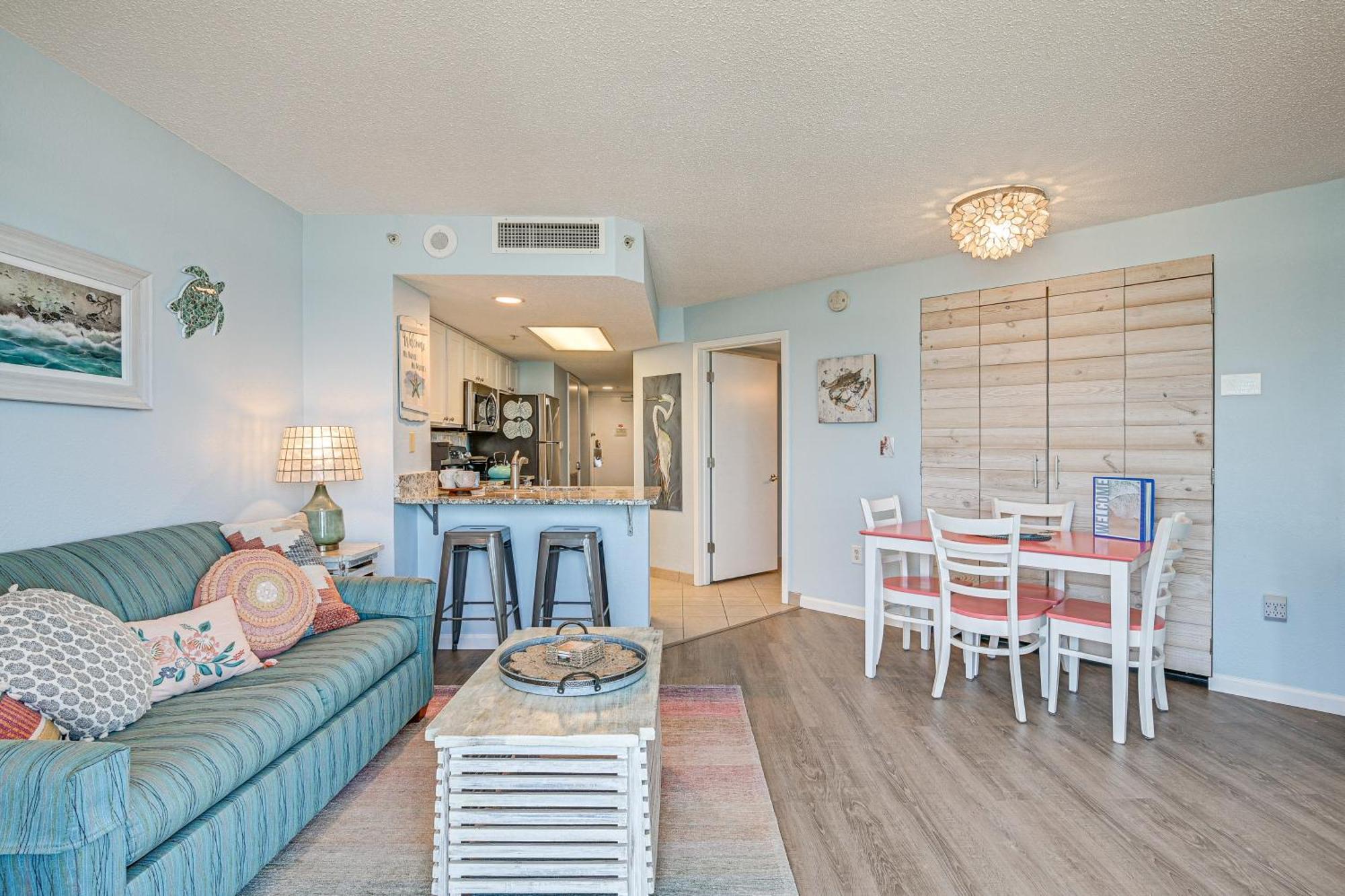 Beachy Condo With Pool Access And Steps To Boardwalk! Myrtle Beach Bagian luar foto